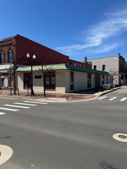 More Photos Of 105 Pearl St, Ypsilanti Office For Lease