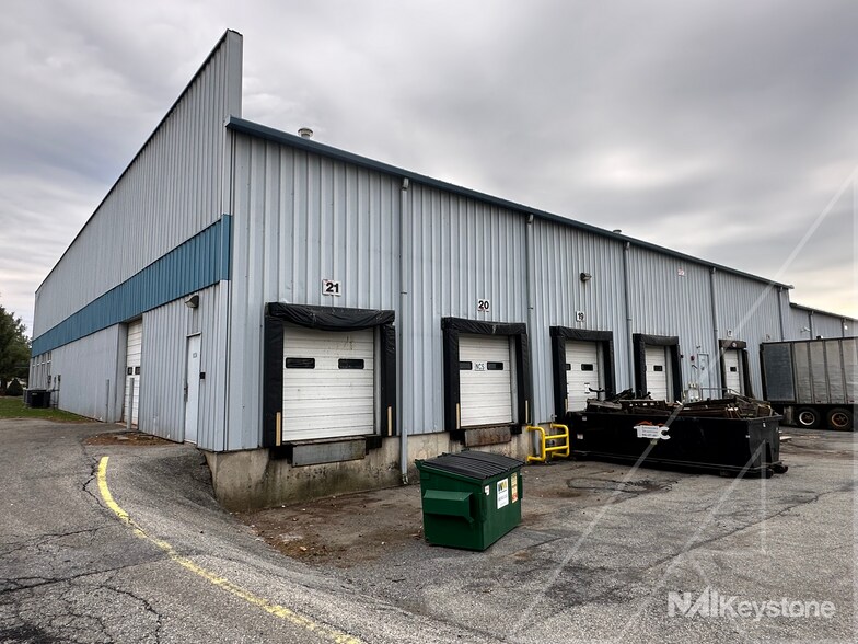 More Photos Of 1114-1124 Commons Blvd, Reading Flex For Sale