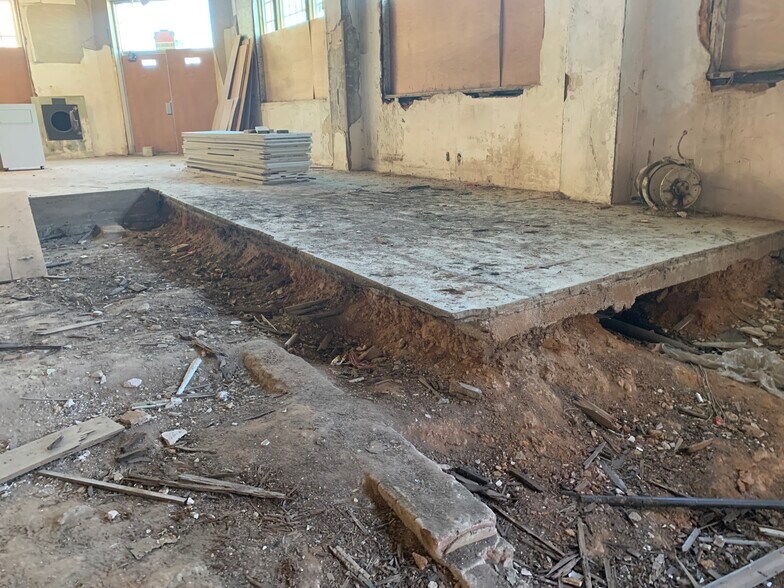 More Photos Of 202 E Main St, Henderson Loft Creative Space For Sale