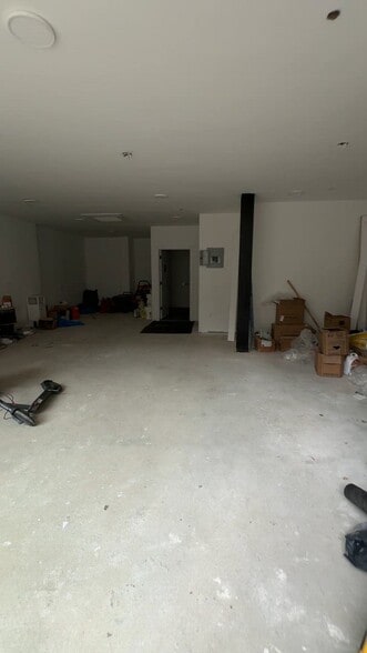 Primary Photo Of 2330 Cambreleng Ave, Bronx Apartments For Lease
