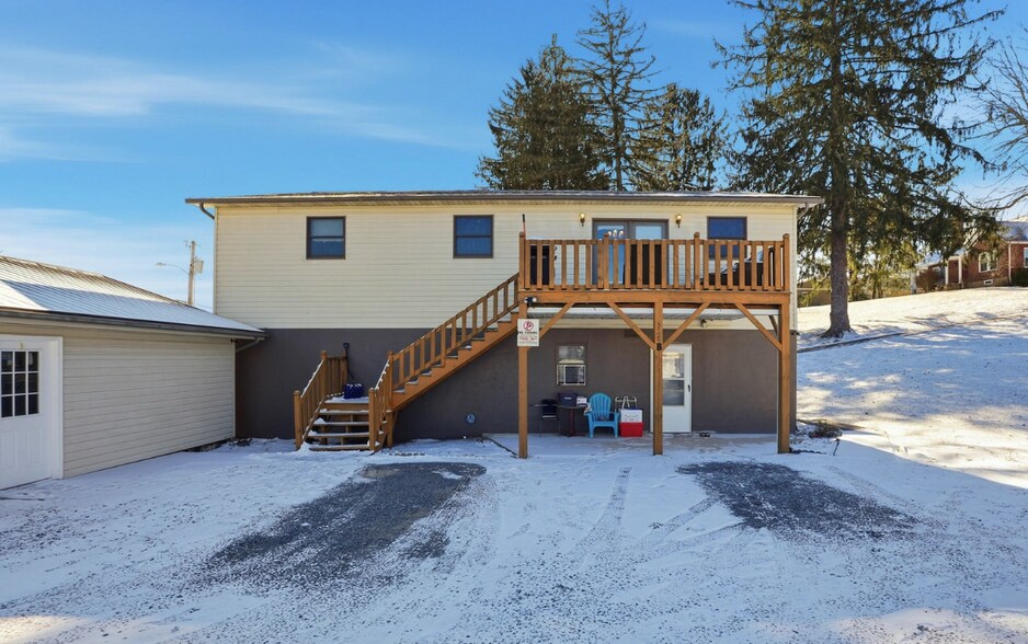 More Photos Of 528 W Main St, Wise Storefront For Sale