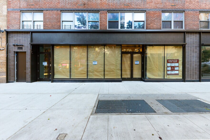 Primary Photo Of 7 W 14th St, New York Apartments For Lease