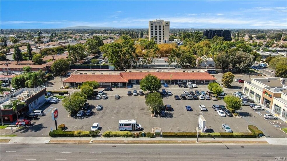 More Photos Of 1159-1189 N Euclid St, Anaheim Unknown For Lease