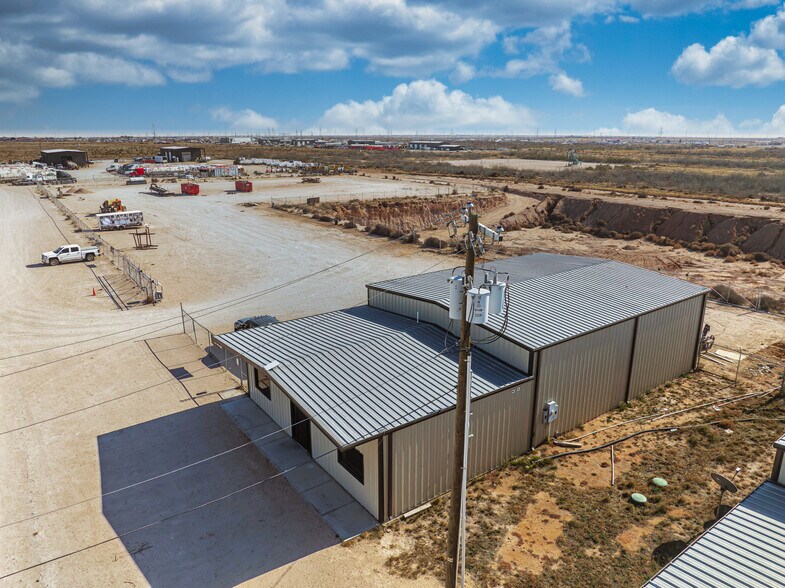 More Photos Of 1610 E County Road 153, Midland Industrial For Lease