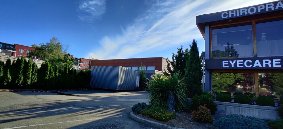 More Photos Of 18021-18023 15th Ave NE, Shoreline Office For Sale