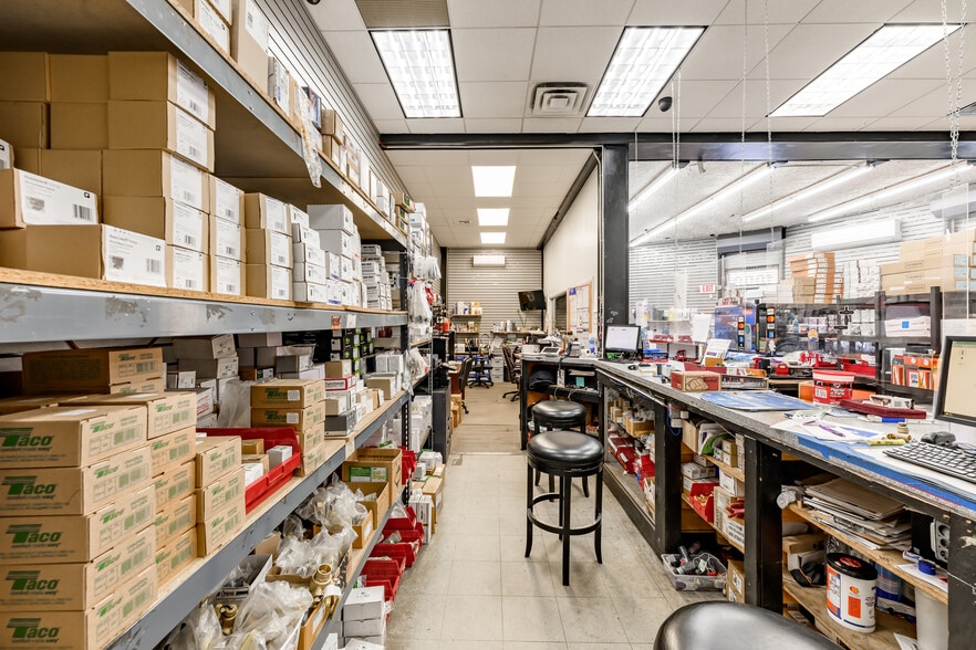 More Photos Of 1090 W Jericho Tpke, Commack Storefront Retail Office For Sale