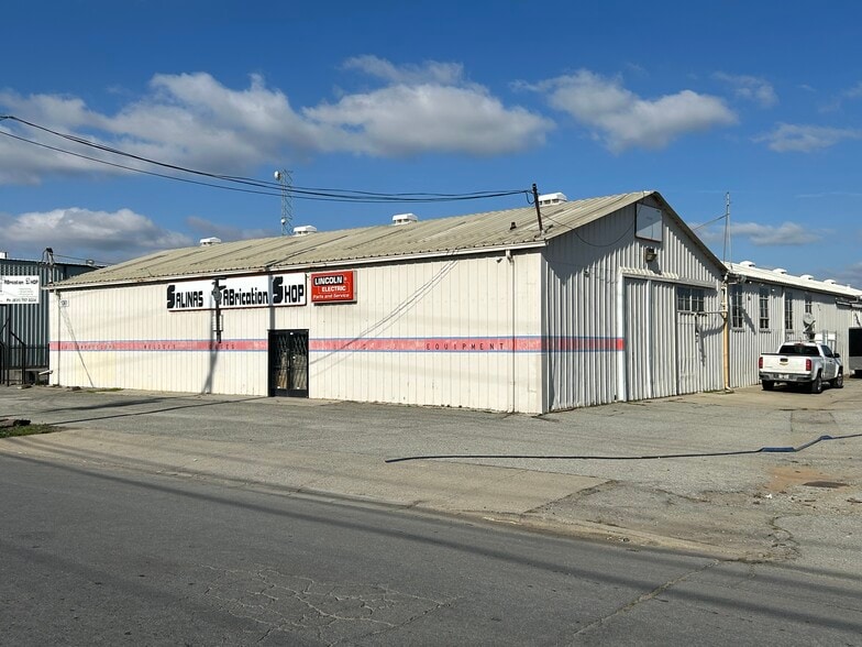 Primary Photo Of 1061 Terven Ave, Salinas Warehouse For Sale