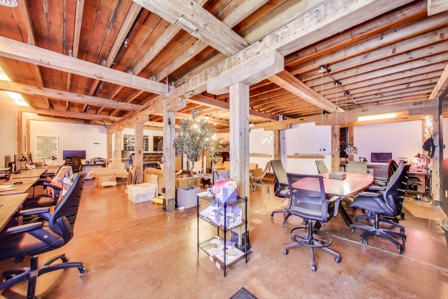 More Photos Of 5511 95th Ave, Kenosha Warehouse For Sale