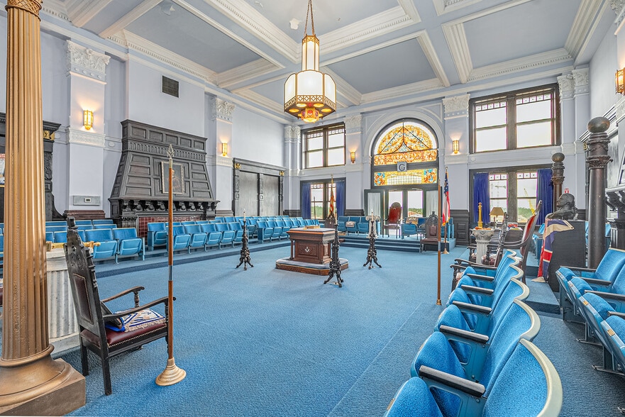 More Photos Of 100 E Bay St, Savannah Lodge Meeting Hall For Sale