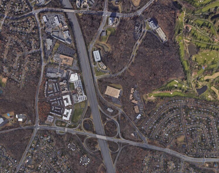 More Photos Of 2800 Tower Oaks Blvd, Rockville Warehouse For Sale