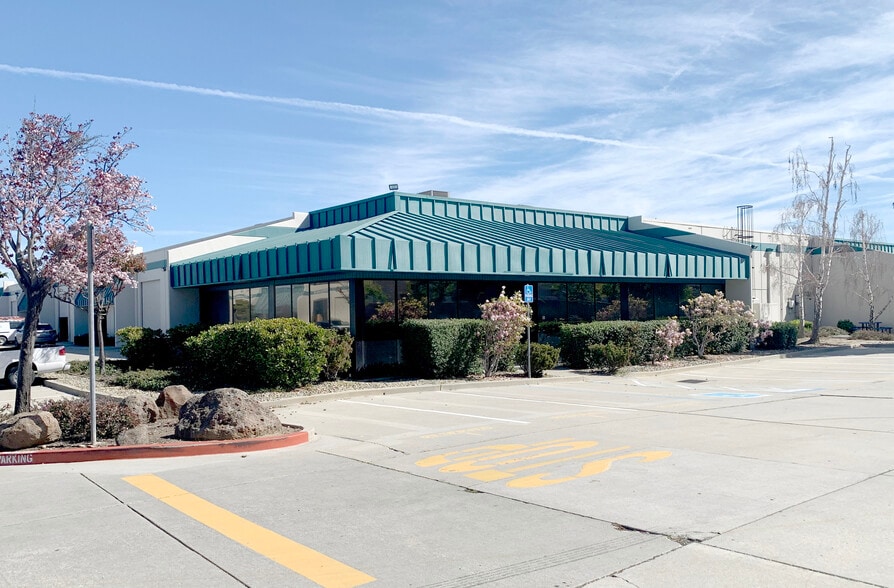 More Photos Of 1160 Industrial Rd, San Carlos Research And Development For Lease