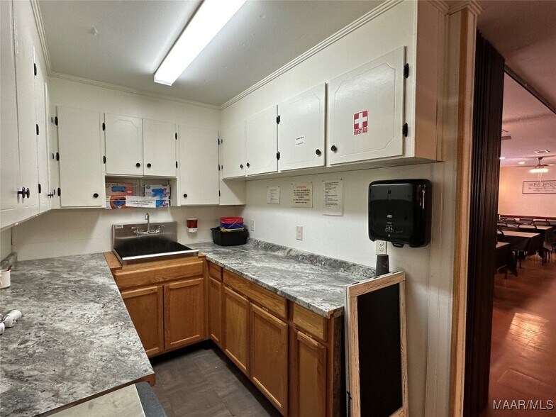 More Photos Of 2203 Highway 134, Kinston Restaurant For Sale