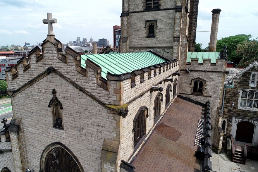 More Photos Of 1516 Martin Luther King Jr Blvd, Detroit Religious Facility For Sale
