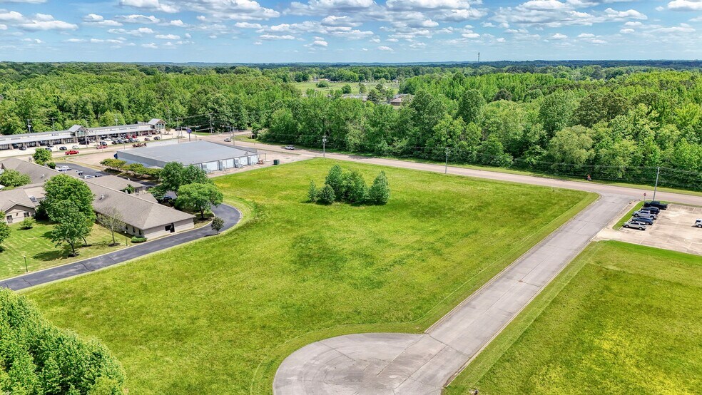 More Photos Of 0 Jim Adams Drive, Paris Land For Sale