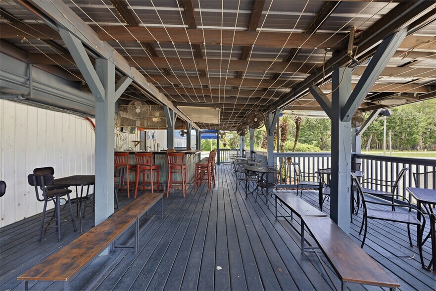 More Photos Of 1148 County Road 309, Crescent City Restaurant For Sale