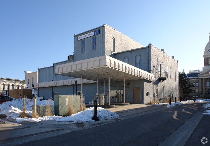 More Photos Of 322-326 S Jefferson St, Mason Storefront Retail Office For Lease