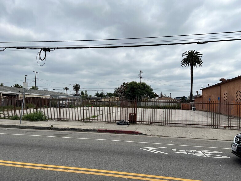 More Photos Of 10982 Wilmington Ave, Los Angeles Religious Facility For Sale