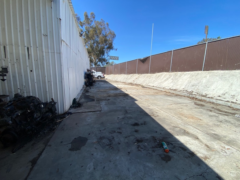 More Photos Of 7620 North Ave, Lemon Grove Service For Lease
