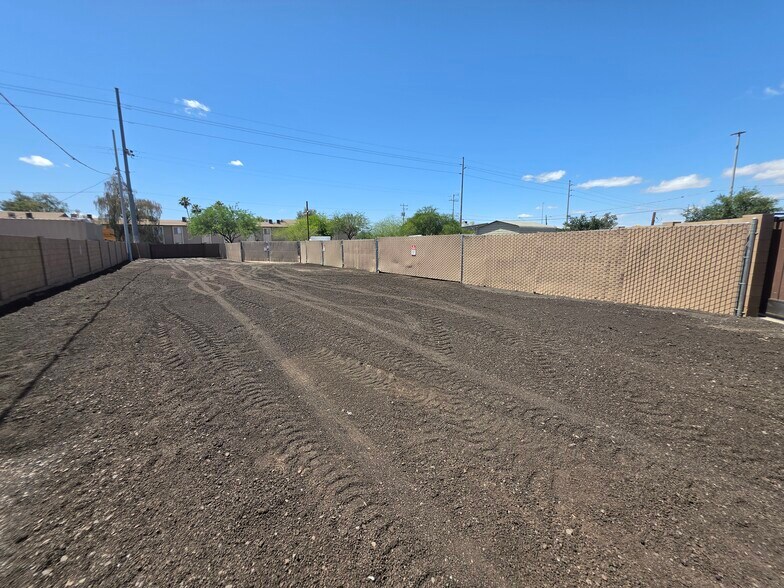 More Photos Of 21414 N 24th Dr, Phoenix Land For Lease