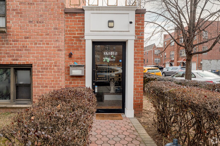 More Photos Of 37-31 149th St, Flushing Apartments For Sale