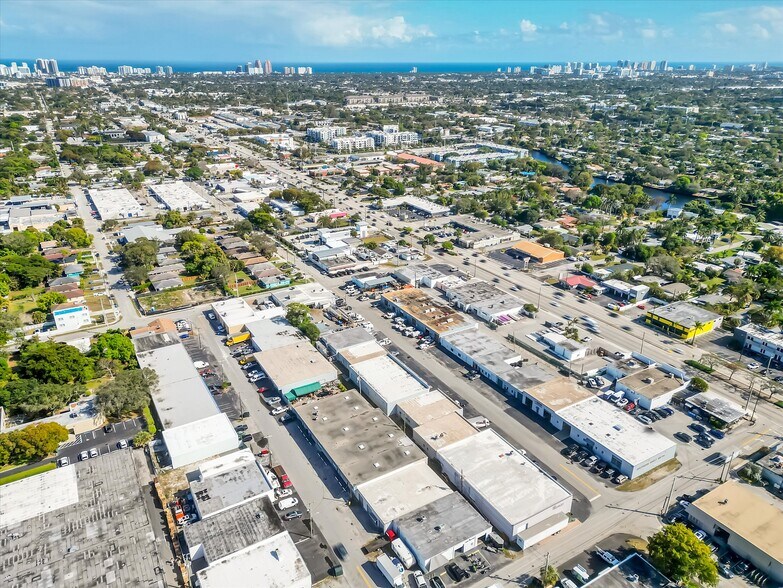 More Photos Of 224 NE 32nd Ct, Oakland Park Warehouse For Sale
