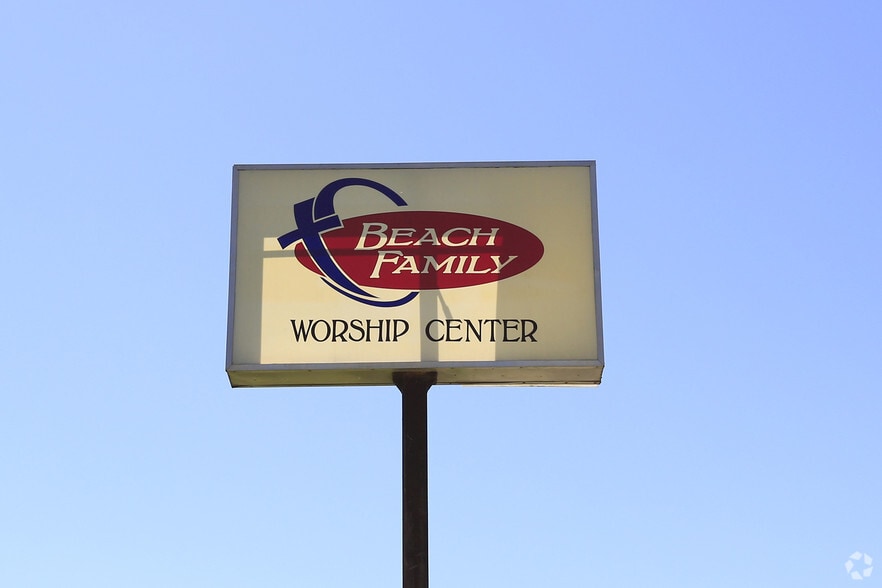 More Photos Of 1410 Highway 9 E, Longs Warehouse For Lease