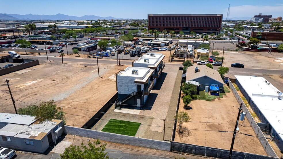 More Photos Of 411 32nd Pl, Phoenix Apartments For Sale