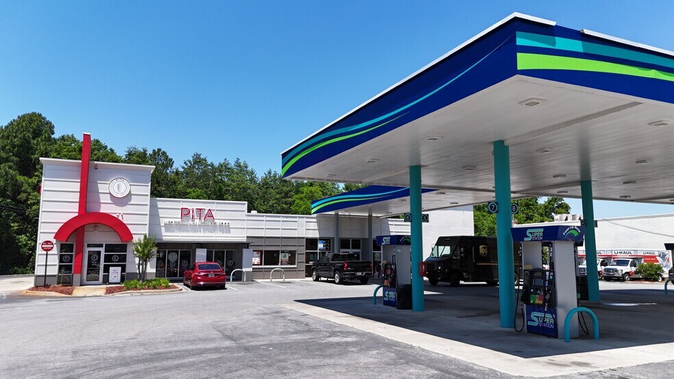More Photos Of 180 Mary Esther Blvd, Mary Esther Service Station For Sale