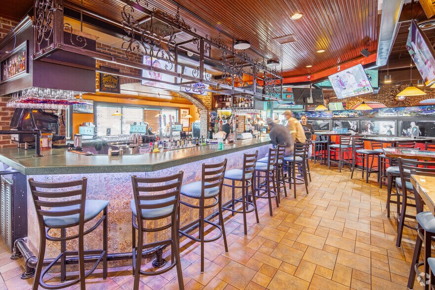 More Photos Of 2148 Beltline Rd SW, Decatur Restaurant For Sale