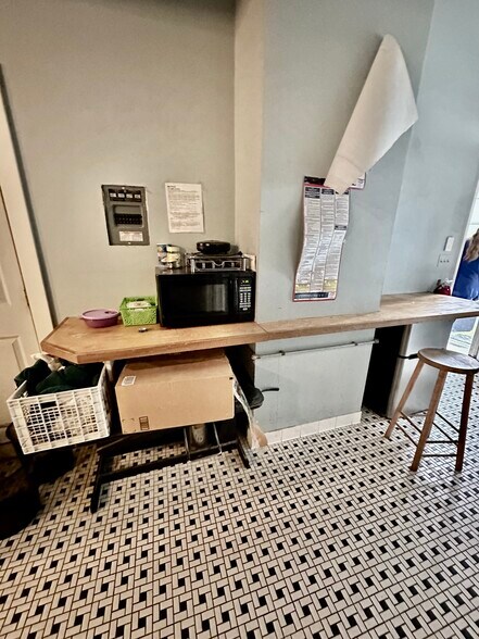 More Photos Of 235-239 Sound Beach Ave, Old Greenwich Freestanding For Lease