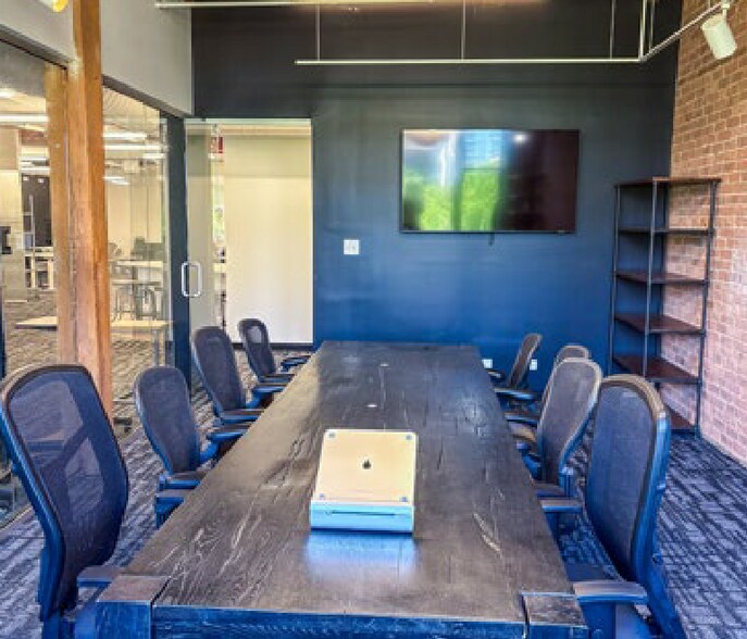 More Photos Of 112 S Sangamon St, Chicago Loft Creative Space For Sale