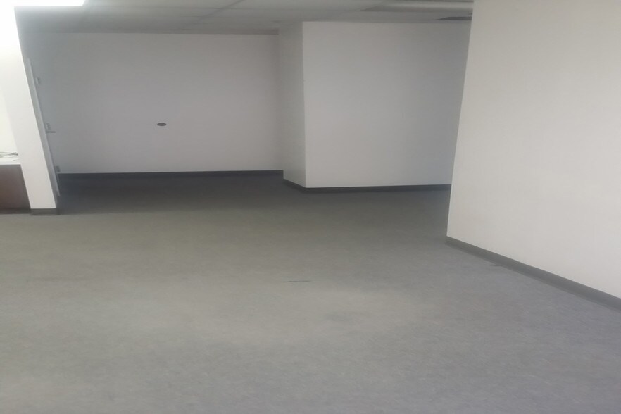 More Photos Of 7094 Peachtree Industrial Blvd, Peachtree Corners Office For Lease