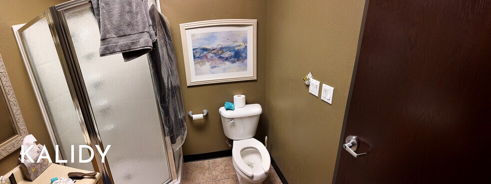 More Photos Of 9615 Broadway Ext Service Rd, Oklahoma City Auto Dealership For Lease