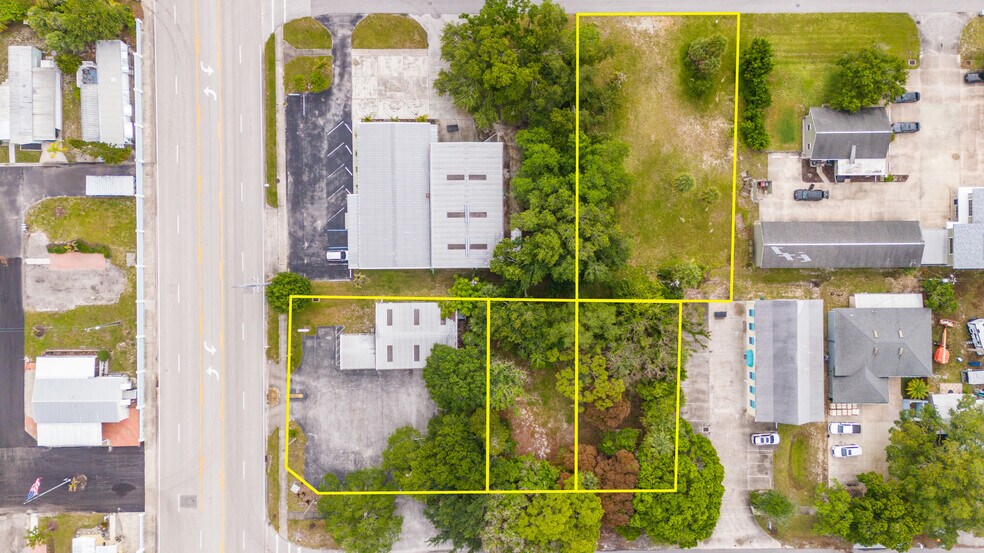 Primary Photo Of 725 12th St, Vero Beach Auto Repair For Sale