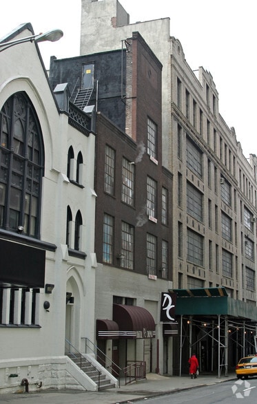 More Photos Of 426 W 55th St, New York Showroom For Sale