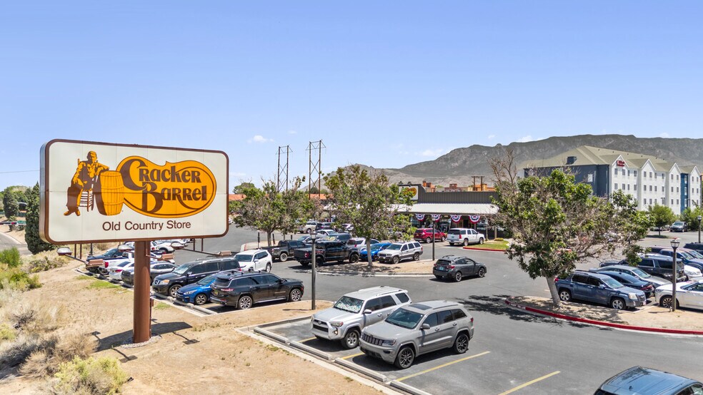 More Photos Of 5200 San Antonio Dr NE, Albuquerque Restaurant For Sale