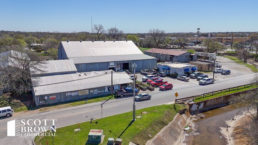 More Photos Of 320 N Bell Ave, Denton Land For Sale