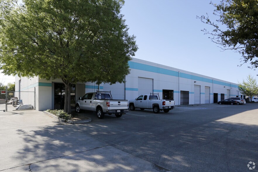 More Photos Of 3000 Academy Way, Sacramento Warehouse For Lease