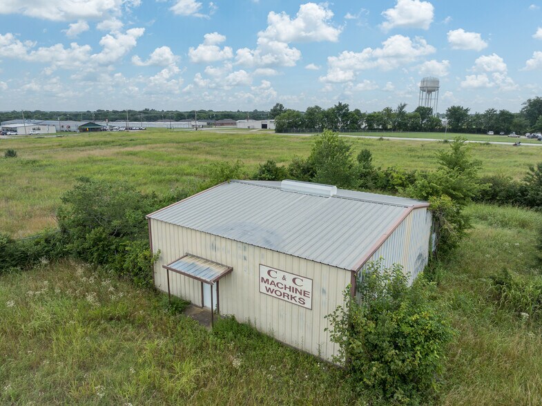 More Photos Of 2537 Center Street, Bonham Land For Sale