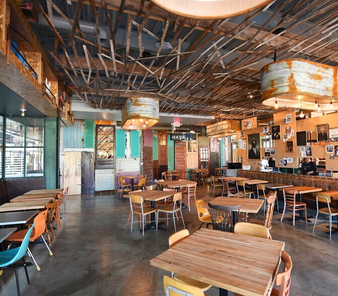 More Photos Of 435 Ionia Ave SW, Grand Rapids Freestanding For Lease