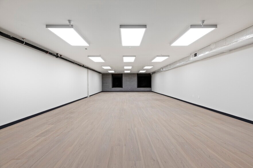 More Photos Of 939 10th St, Modesto Storefront Retail Office For Lease