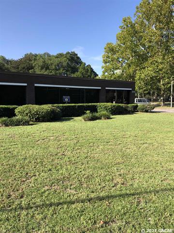 More Photos Of 2725 SE Hawthorne Rd, Gainesville Funeral Home For Sale