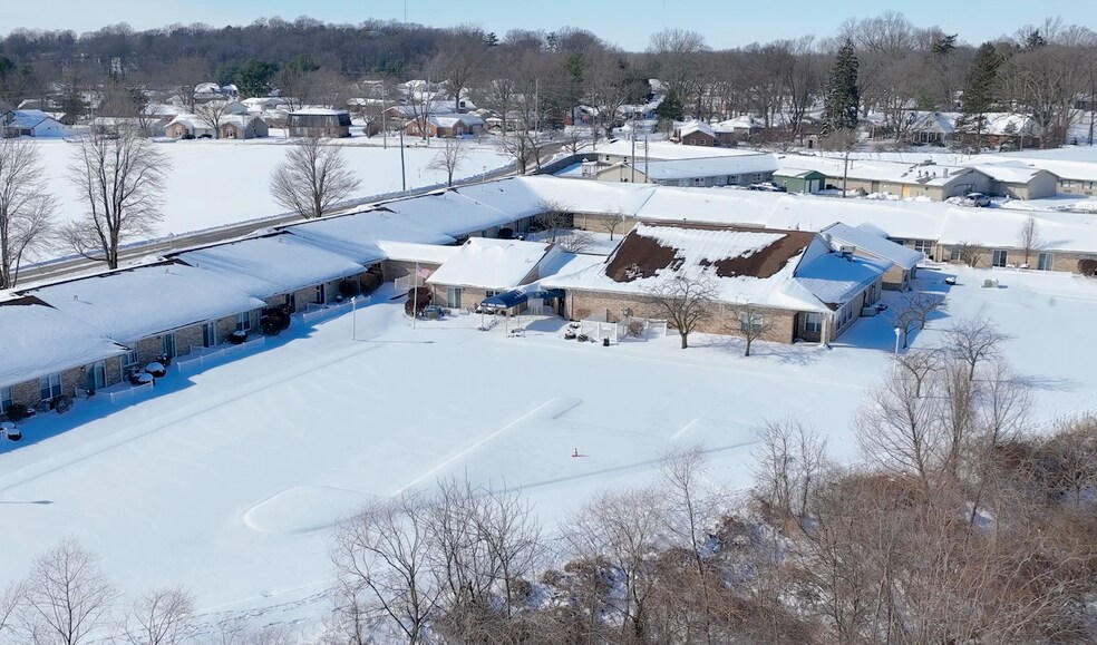 Primary Photo Of 150 Fox Ridge Dr, Vincennes Congregate Senior Housing For Sale