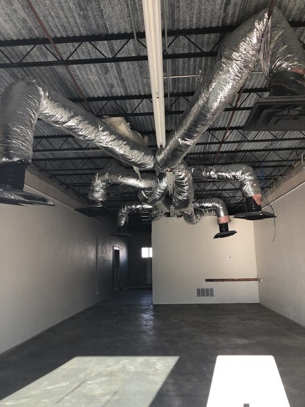 More Photos Of 121 N Gray St, Killeen Freestanding For Lease
