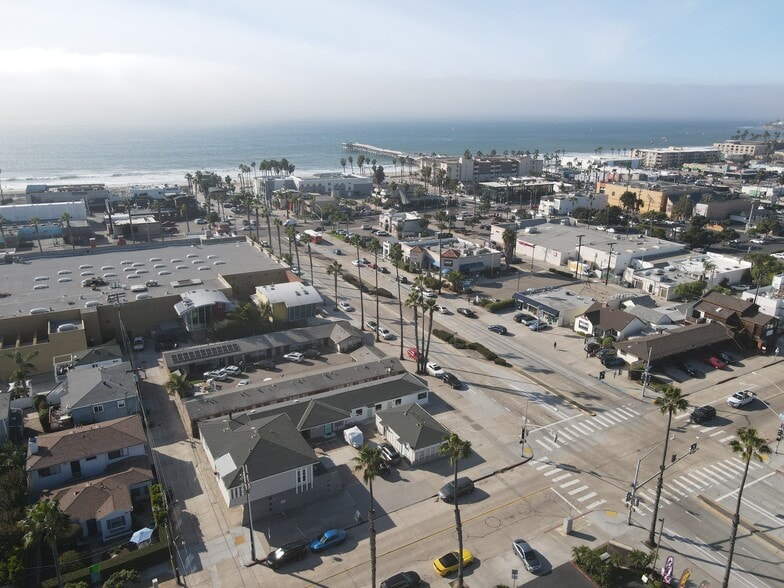 More Photos Of 889 Grand Ave, San Diego Freestanding For Lease