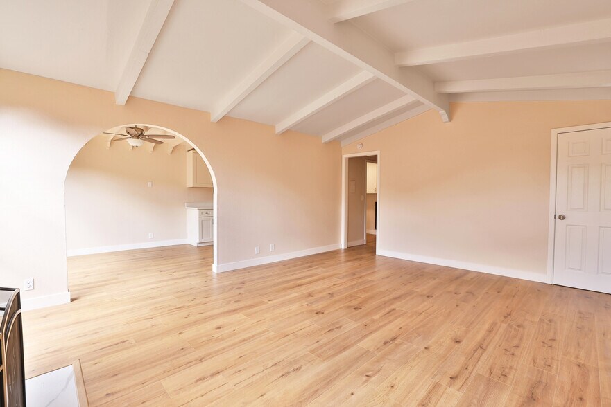 More Photos Of 992 Gale Dr, Campbell Apartments For Sale