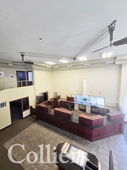 More Photos Of 1715 Pole Line Rd E, Twin Falls Bank For Sale