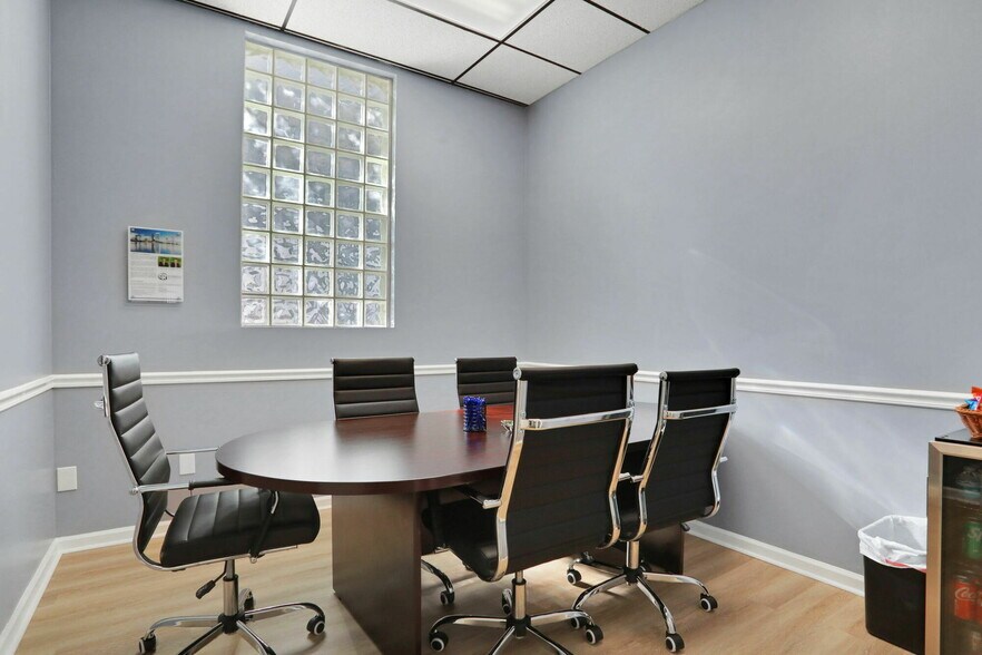 More Photos Of 12428 San Jose Blvd, Jacksonville Office For Sale