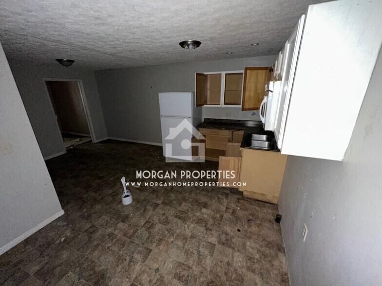 More Photos Of 510 Locust St, Middletown Storefront For Lease