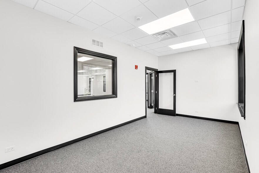 More Photos Of 11504 W 183rd St, Orland Park Medical For Sale